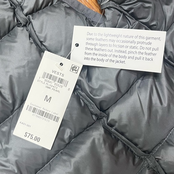 NWT Charter Club Gray Puffer Vest Size Medium - Picture 13 of 14